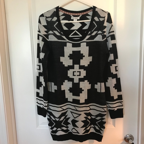 Element Sweater Dress - Picture 3 of 6